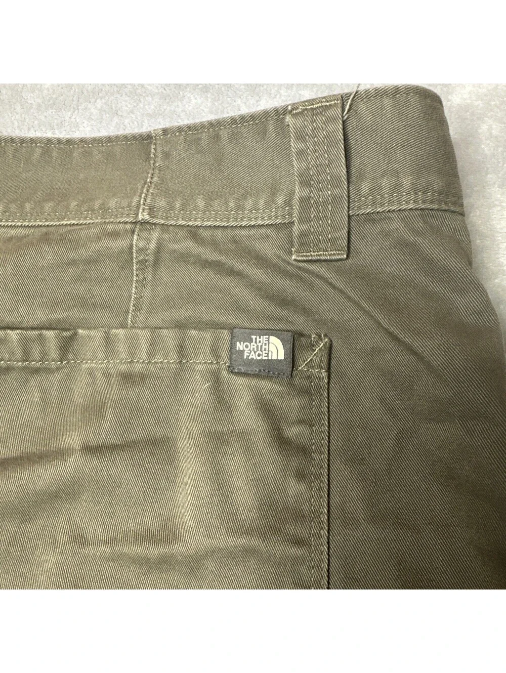 The North Face Mens Shorts Size 40 Stretch  10” Inseam Cotton